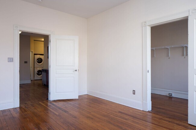 Building Photo - Marshall Adams 8