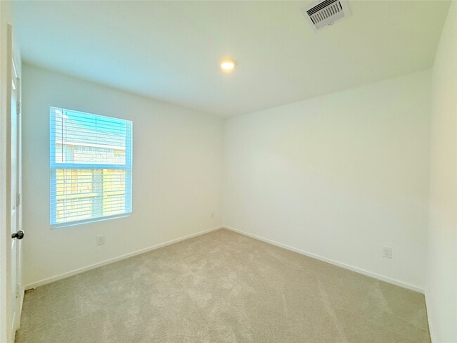Building Photo - 17941 Valle Cupa Ln