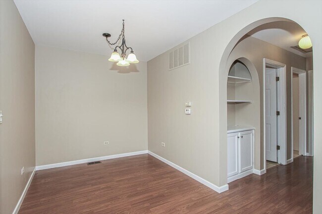 Building Photo - 1063 Hampton Harbor