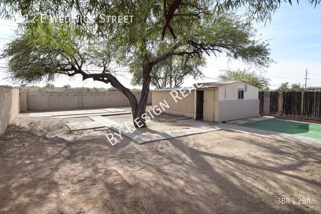 Building Photo - Remodeled Desert Shadows 3 Bed 2 Bath Town...