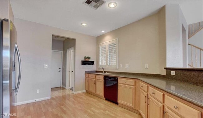 Building Photo - 6250 W Arby Ave