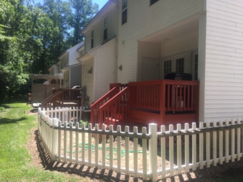 Building Photo - 2210 Trailwood Valley Cir