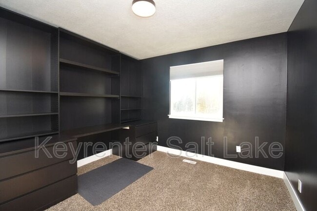 Building Photo - 1814 Whisperwood Cir