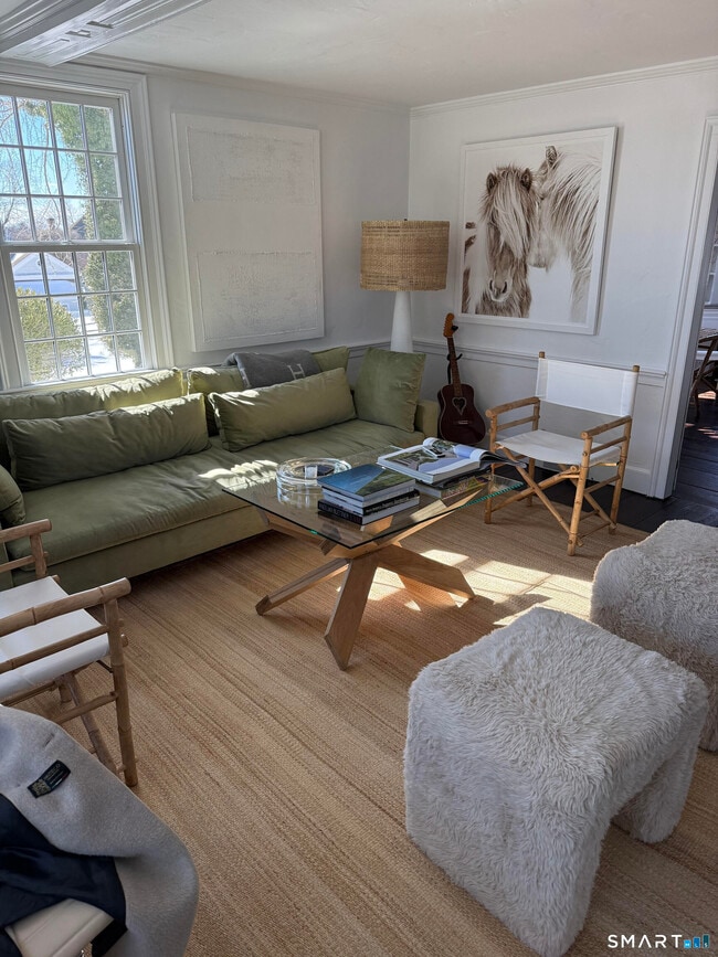 Building Photo - 450 Harbor Rd