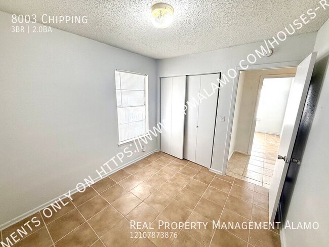 Building Photo - 8003 Chipping-