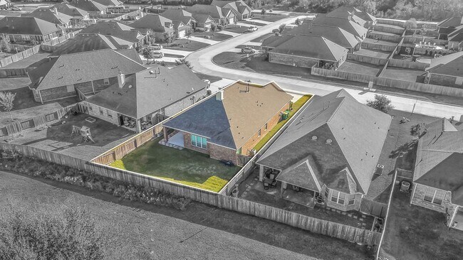 Building Photo - 19043 Minero Ln