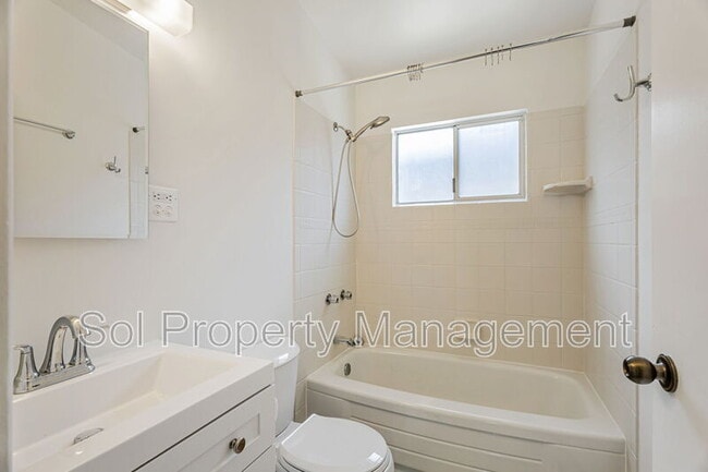 Building Photo - 417 Belle Monti Ct