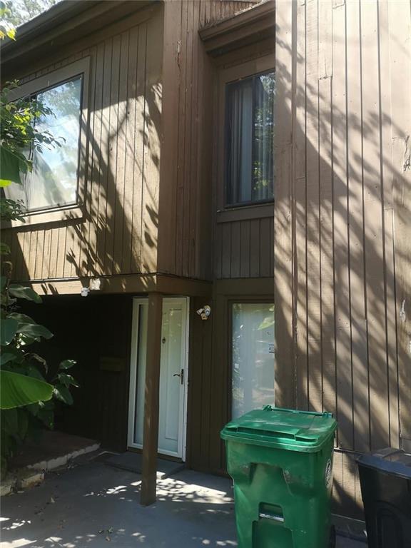 Building Photo - 90 Willowick Dr