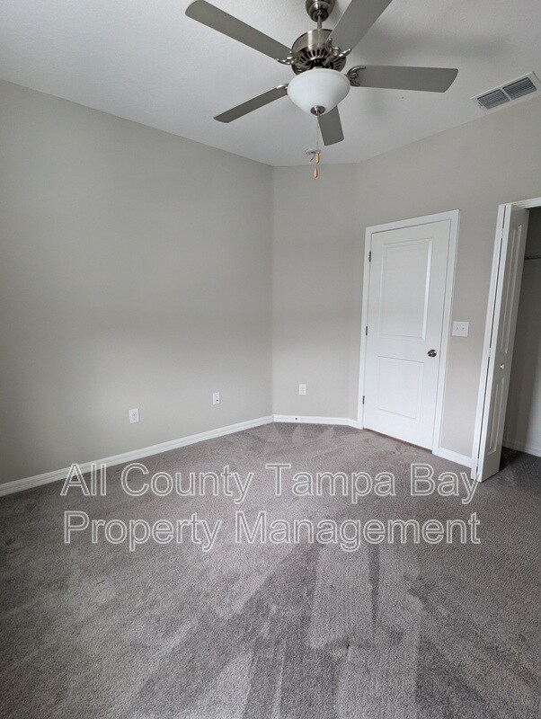 Building Photo - 32047 Blue Passing Loop