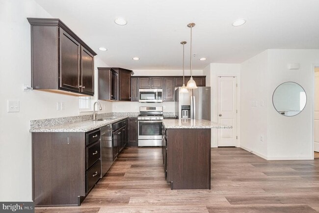 Building Photo - 5105 Laurel Valley Ln