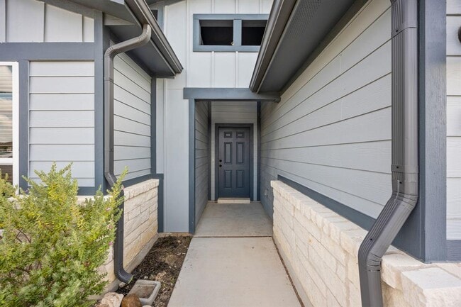Building Photo - 20104 Travis Dr