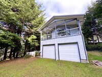 Building Photo - 70051 Stage Rd