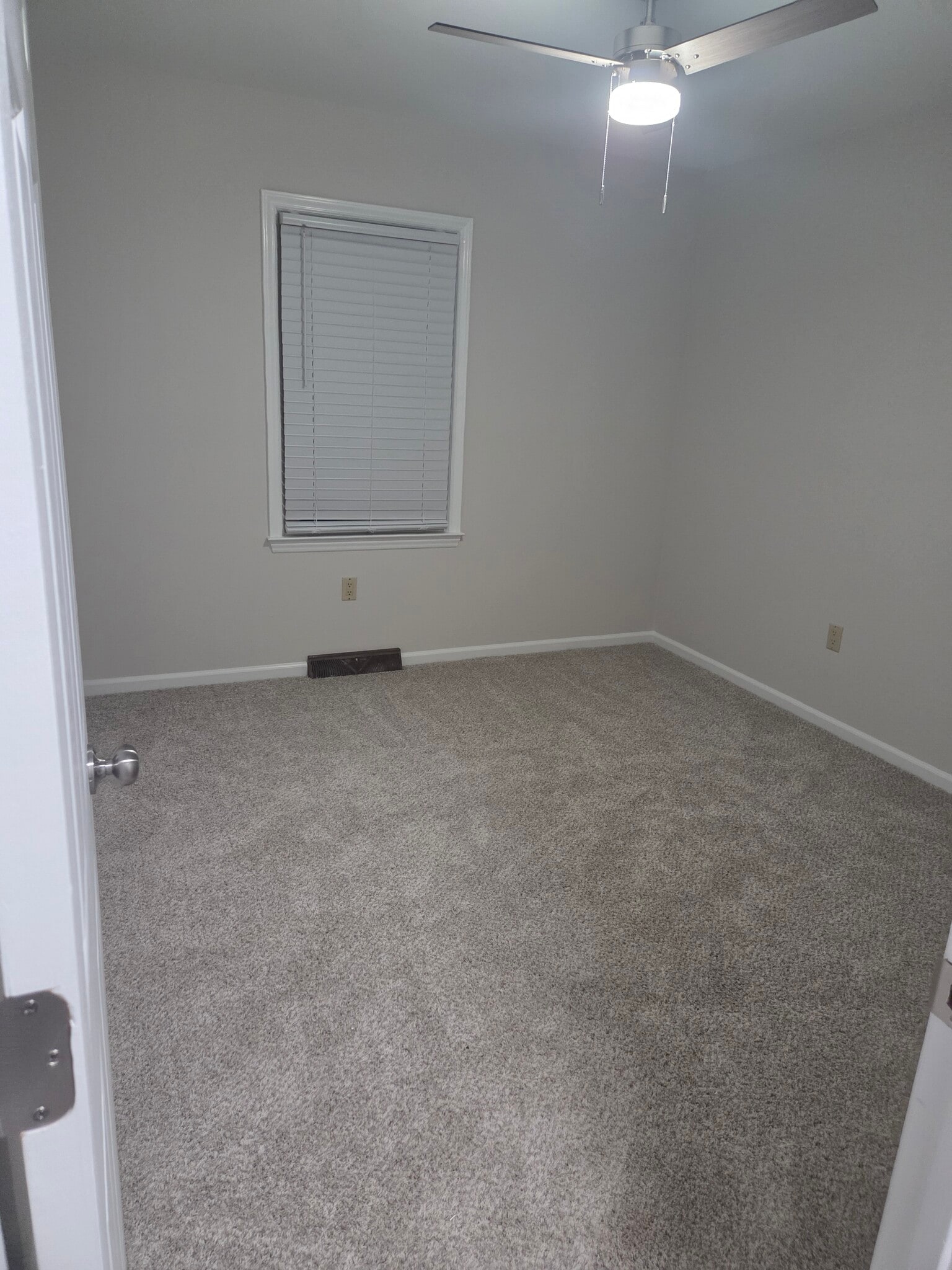 Building Photo - 103 Candystick Cir