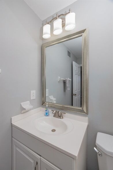 Building Photo - 880-A1A A1A Beach Blvd