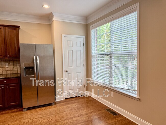 Building Photo - 5228 Wellsley Bend