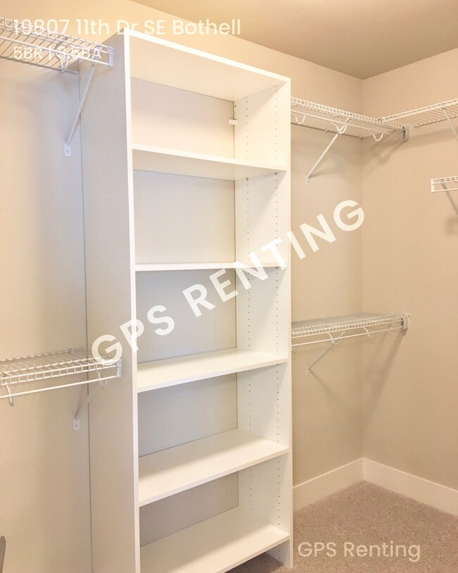 Building Photo - 19807 11th Dr SE