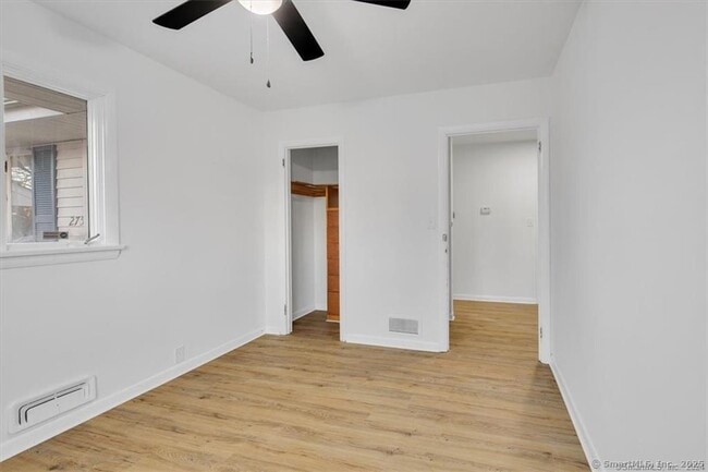 Building Photo - 275 High St