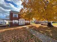 Building Photo - 2611-2613 Bowman St.