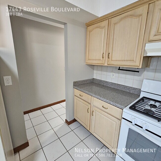 Building Photo - 17443 Roseville Blvd