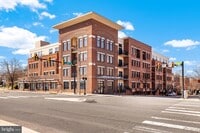Building Photo - 181 E Reed Ave