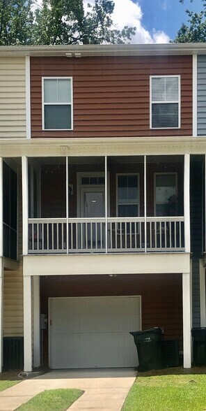 Back View - 1456 Roustabout Way