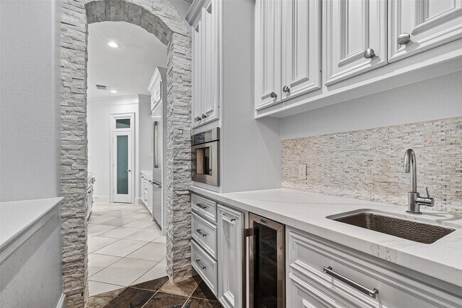 Building Photo - 20637 Eaglewood Trace Dr