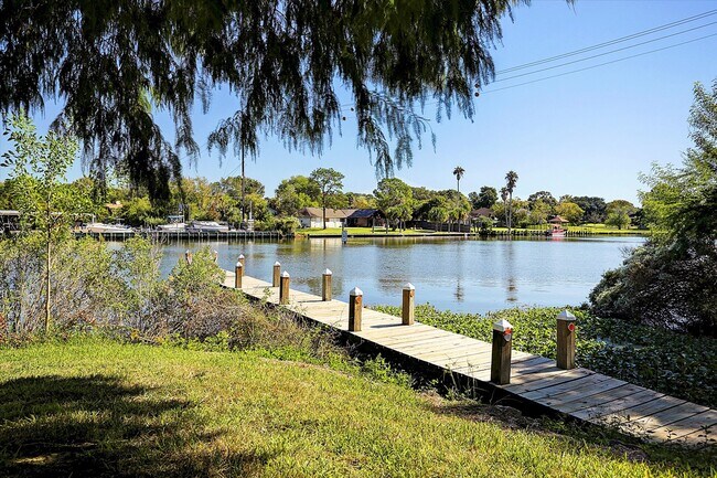 Building Photo - 18617 Egret Bay Blvd