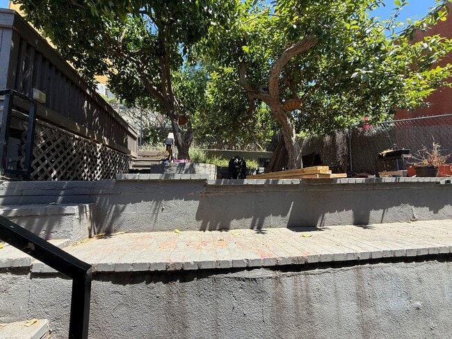 Building Photo - Now Leasing – 812 Merlin | $6,200/Month | ...