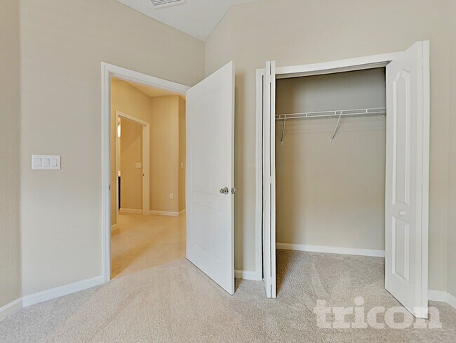 Building Photo - 10197 Pavnes Creek Dr