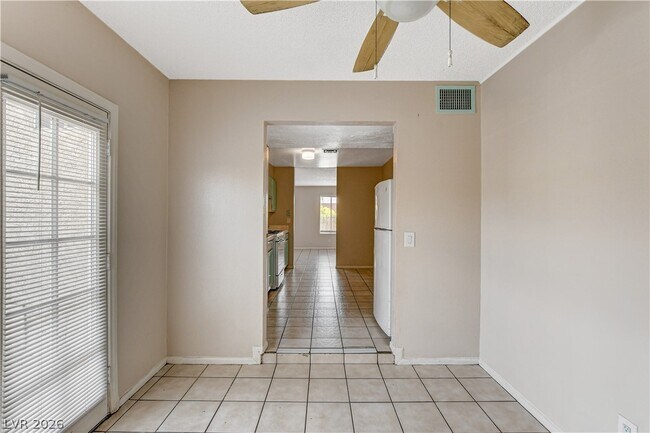 Building Photo - 3928 Torsby Pl