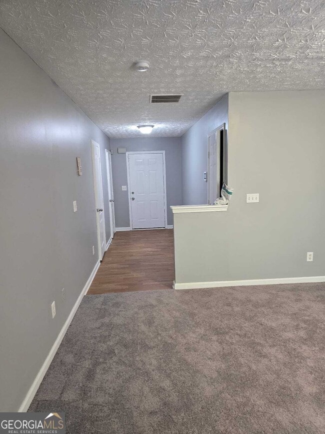 Building Photo - 653 Georgetown Ln