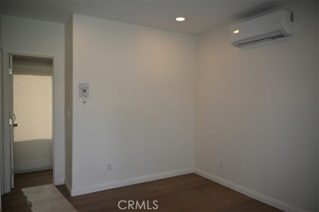 Building Photo - 425 Danimere Ave