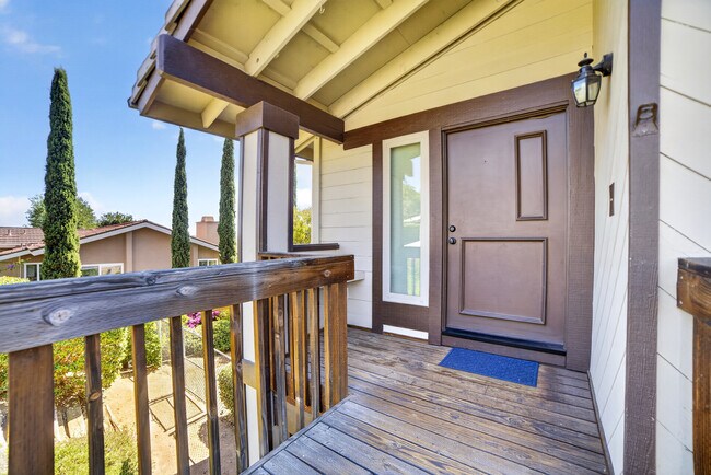Building Photo - 14058 Tierra Bonita Rd
