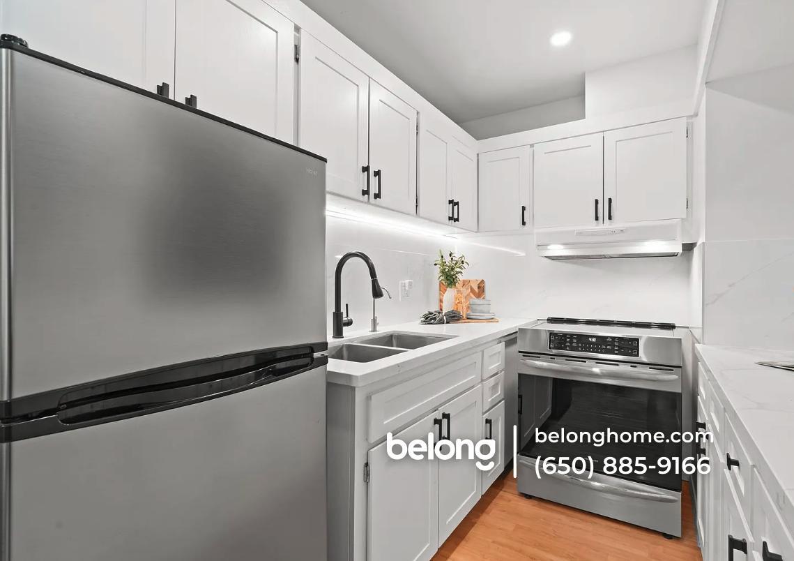 Building Photo - 500 W Middlefield Rd