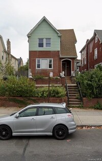 Building Photo - 84-01 164th St