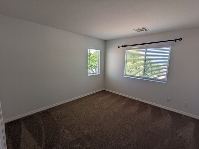 Building Photo - 1016 Royal Plum Ln