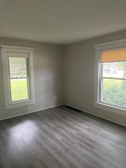 Building Photo - 2786 Hudson Dr