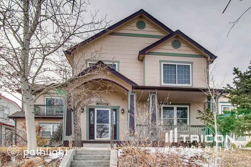 Building Photo - 385 Longspur Dr