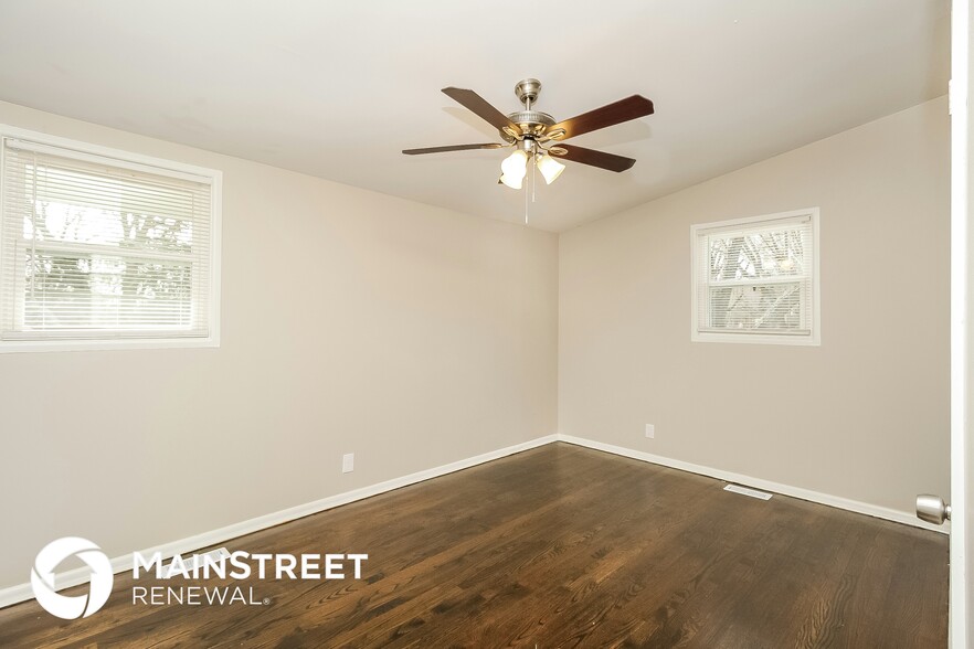 Building Photo - 8501 E 92nd St