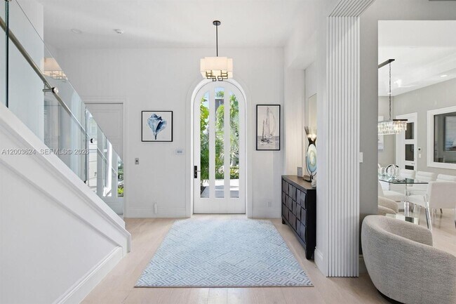 Building Photo - 720 Isle of Palms Dr