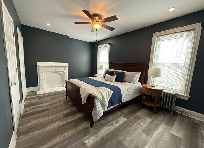 Building Photo - 347 Kerlin St