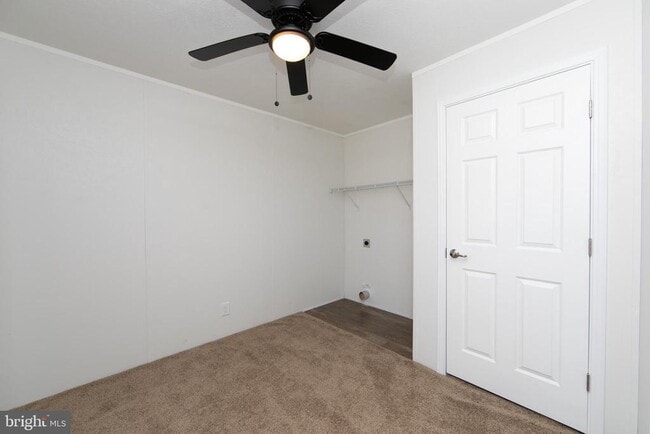 Building Photo - 312 Crystal Dr