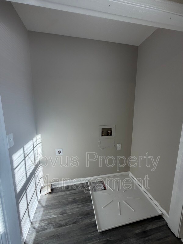 Building Photo - 191 Harvell Dr