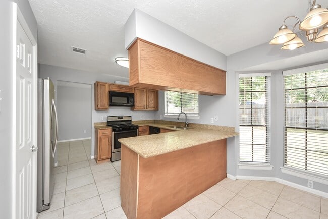 Building Photo - 16006 Autumn Falls Ln
