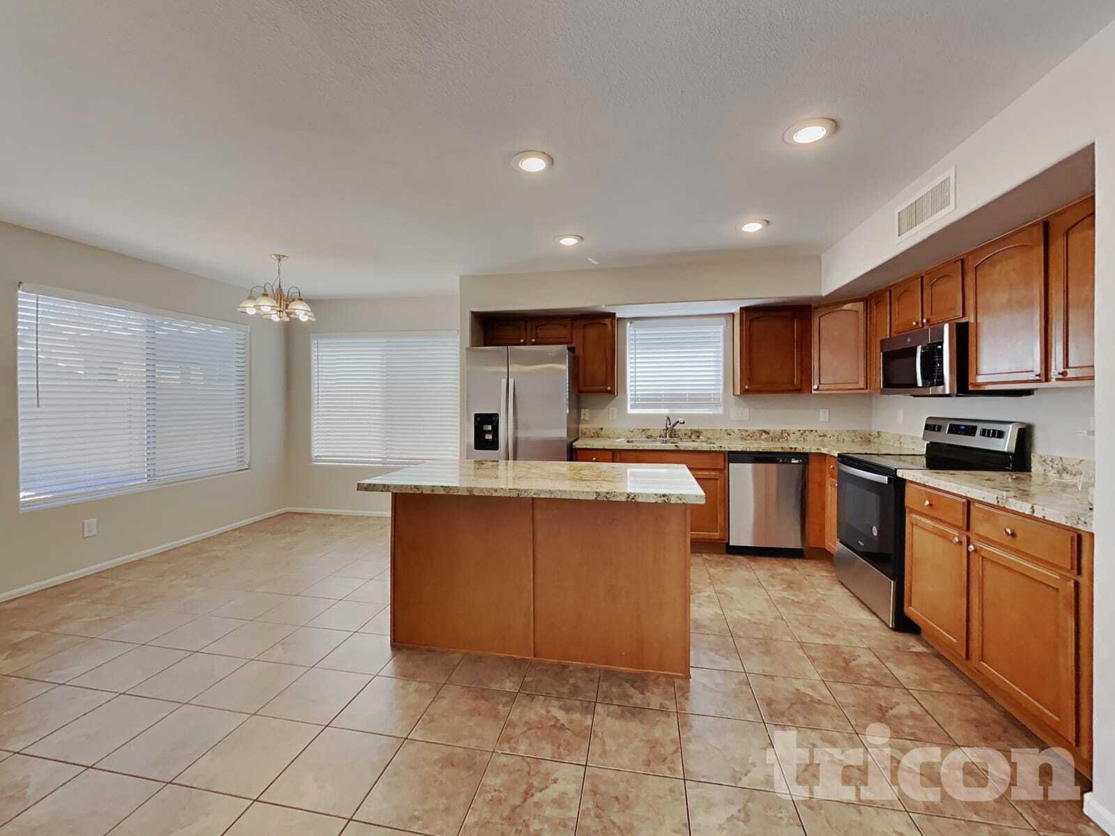 Building Photo - 42026 Colby Dr