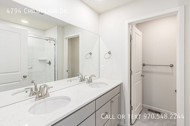 Building Photo - 4794 Champlain Dr