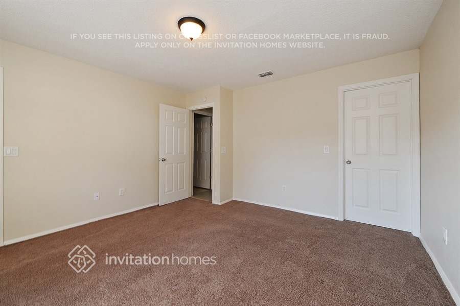 Building Photo - 1429 Piney Branch Cir