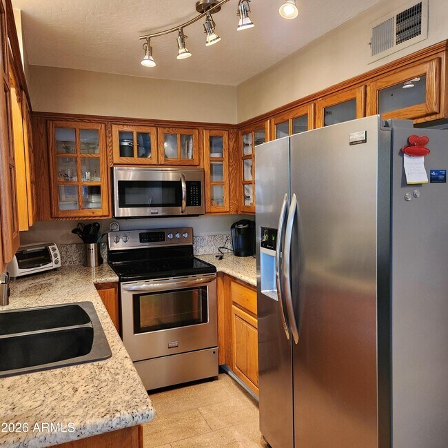 Building Photo - 4600 N 68th St