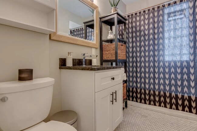 Building Photo - 3501 Cedar Ave S