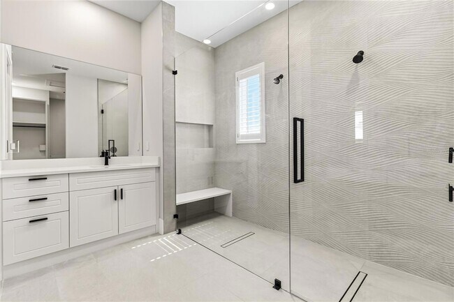 Building Photo - 16809 Bolsena Dr